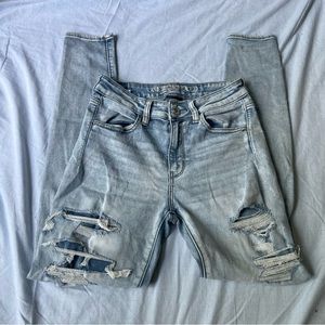 American Eagle High Rise Ripped Jegging
